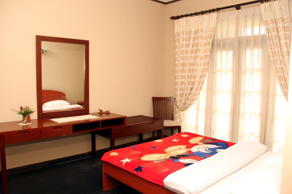 Perera Homestay Нувара-Элия Экстерьер фото