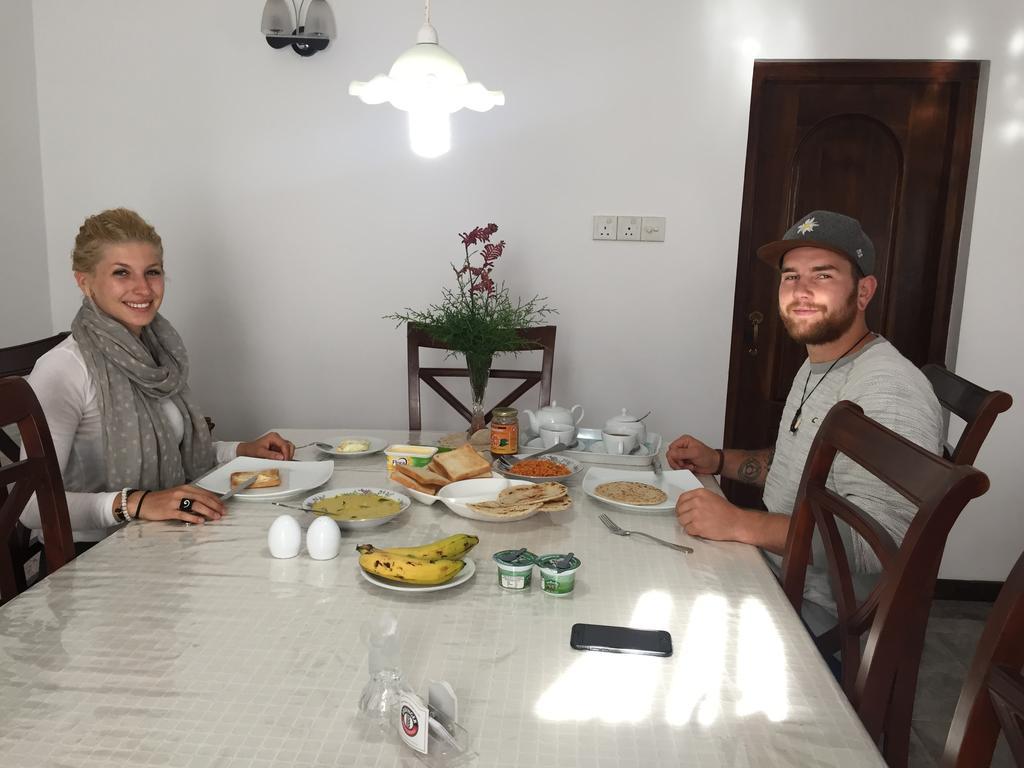 Perera Homestay Нувара-Элия Экстерьер фото
